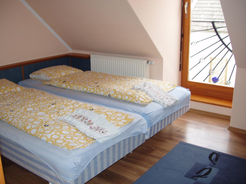 Hotel Rudolf'S Fogado Zsira Pokój zdjęcie