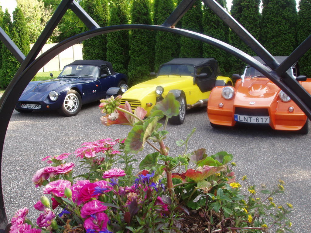 Hotel Rudolf'S Fogado Zsira Zewnętrze zdjęcie
